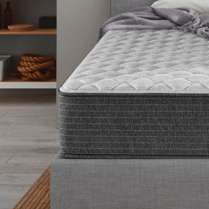 Corner view of the Beautyrest Select mattress ||feel: Firm