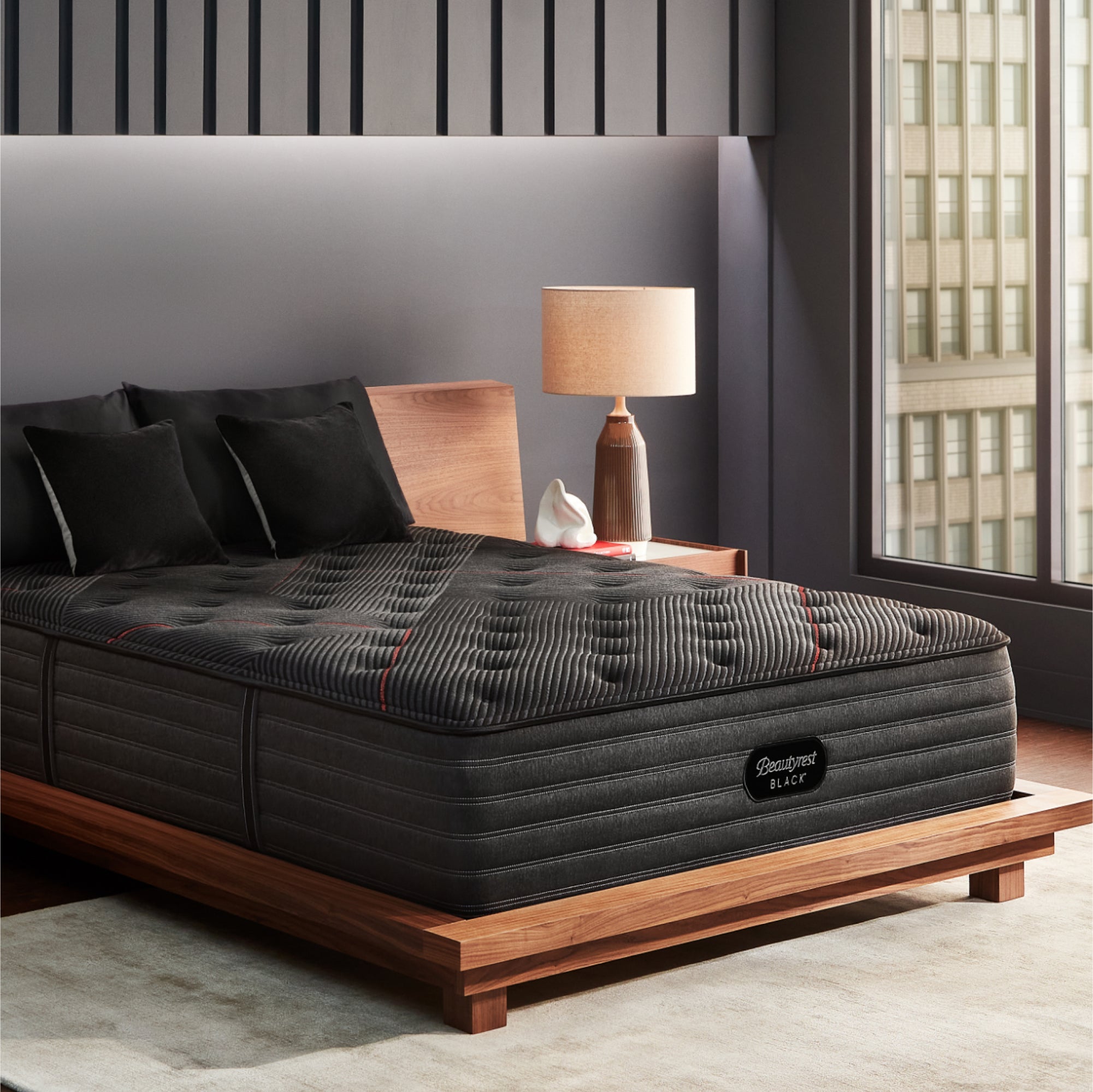 Simmons beautyrest hotsell black vivianne